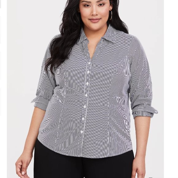 Torrid poplin button front shirt sz2x - Picture 1 of 12